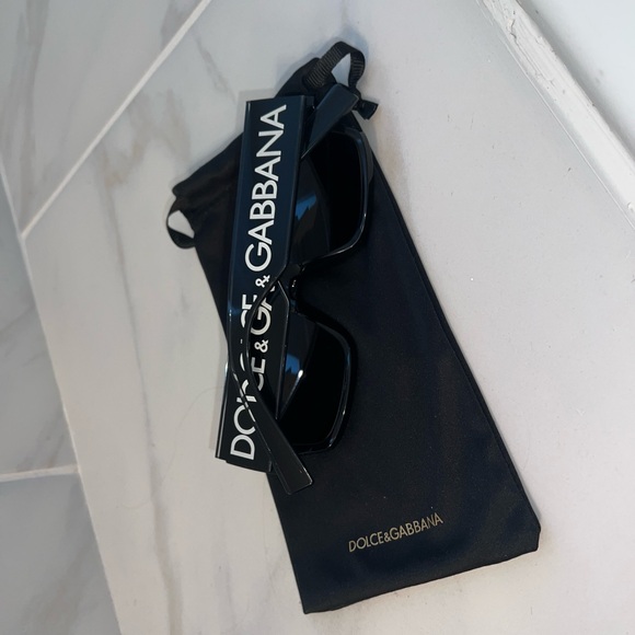 Dolce & Gabbana Square Sunglasses - Picture 6 of 7